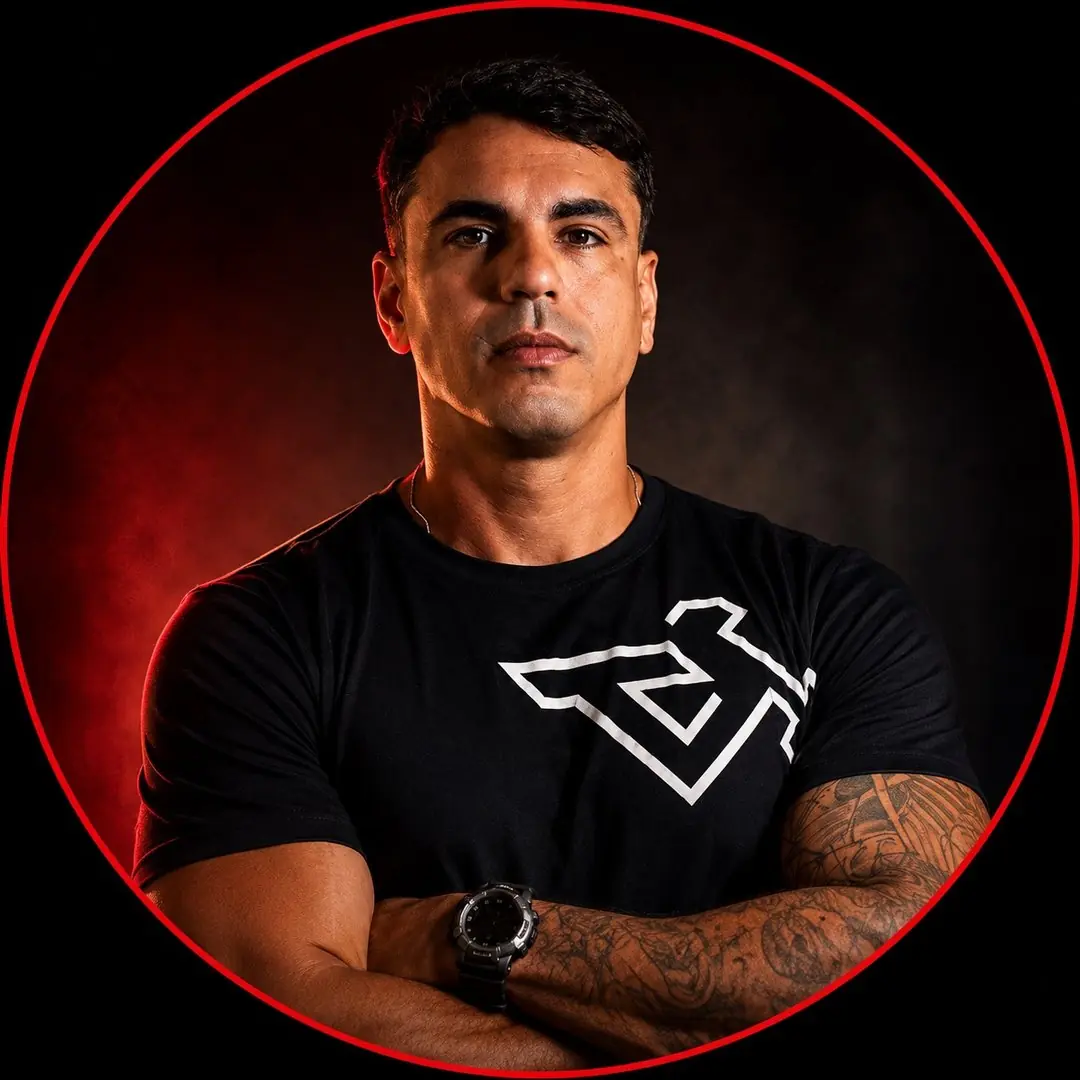 Thiago Valente treinando